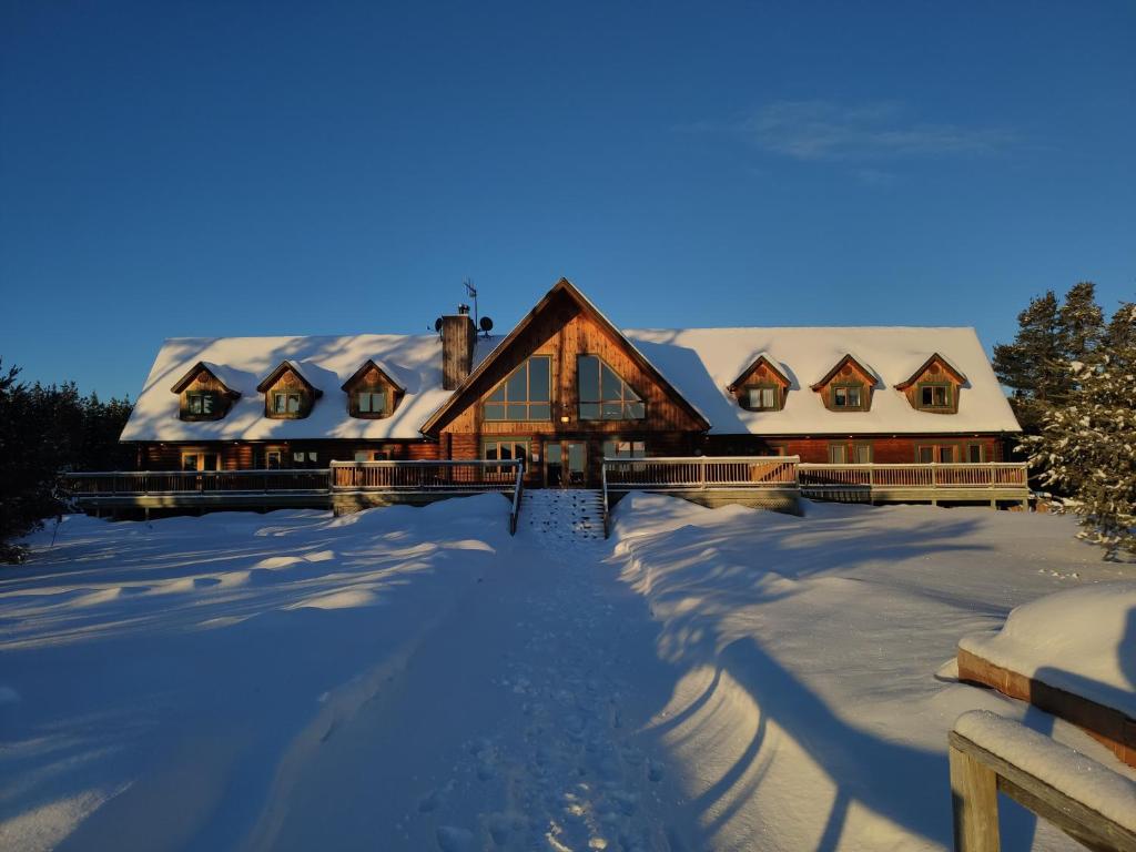 Camp Taureau - Altaï Canada photo 1