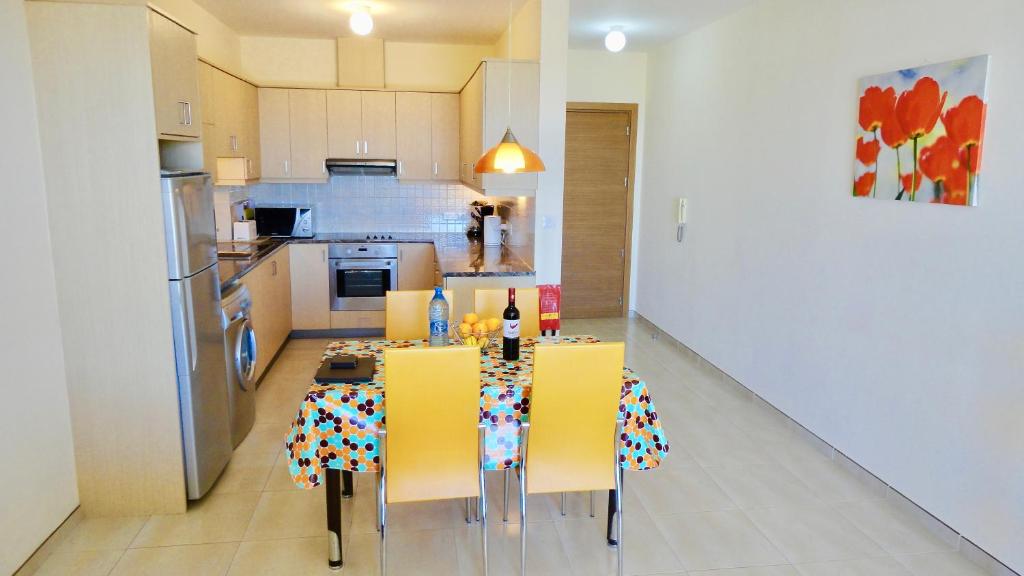 Stunning 2-Bed Apartment in Poli Crysochous photo 4