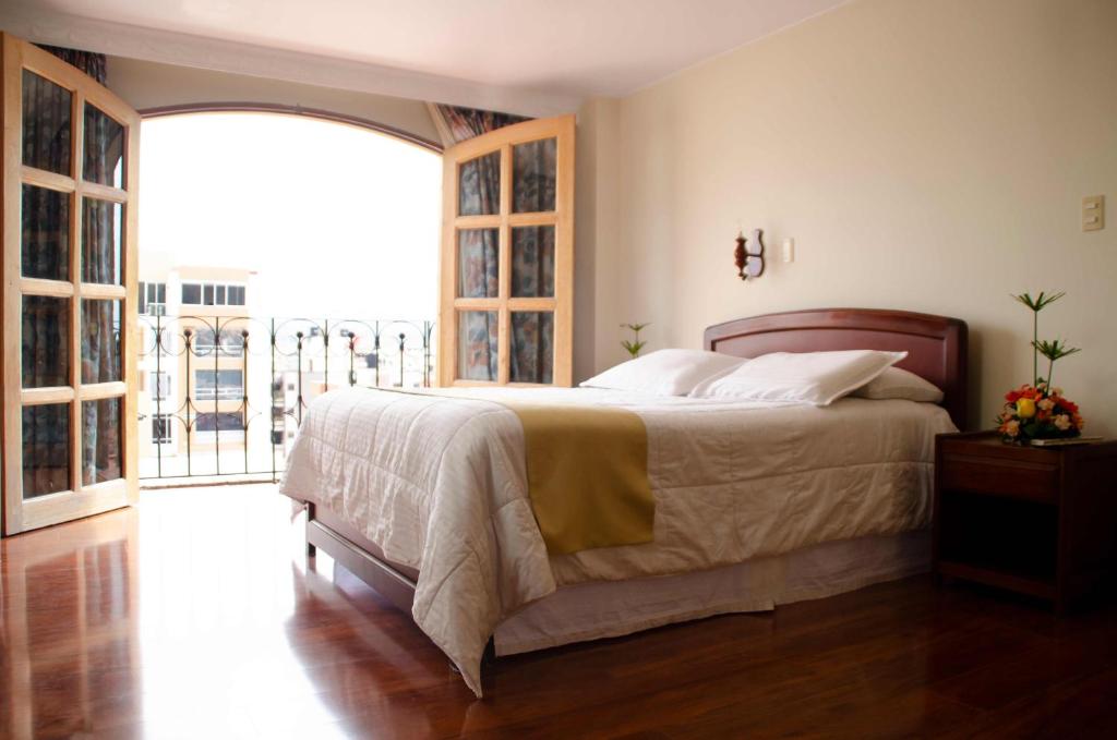 Hotel Dinastia Real photo 1