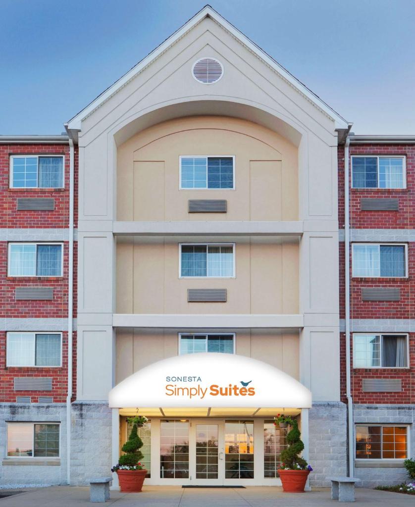 Sonesta Simply Suites Boston Burlington image