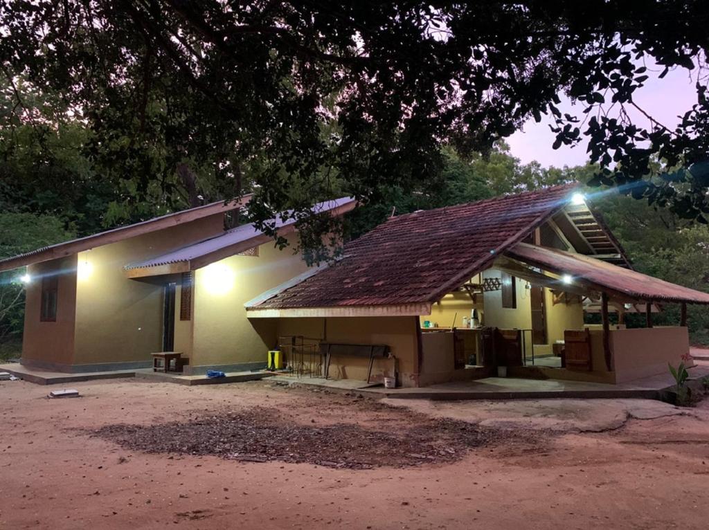 Captain's Cottage at Yala photo 4