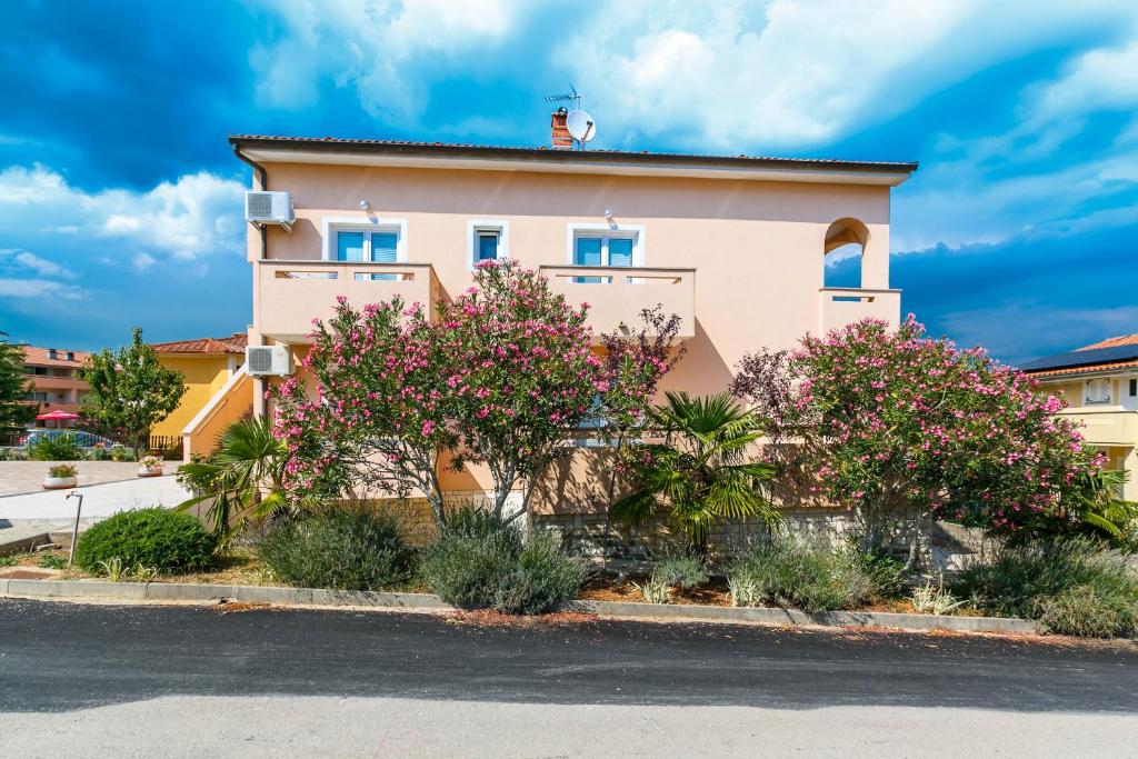 Apartmani Luka photo 1