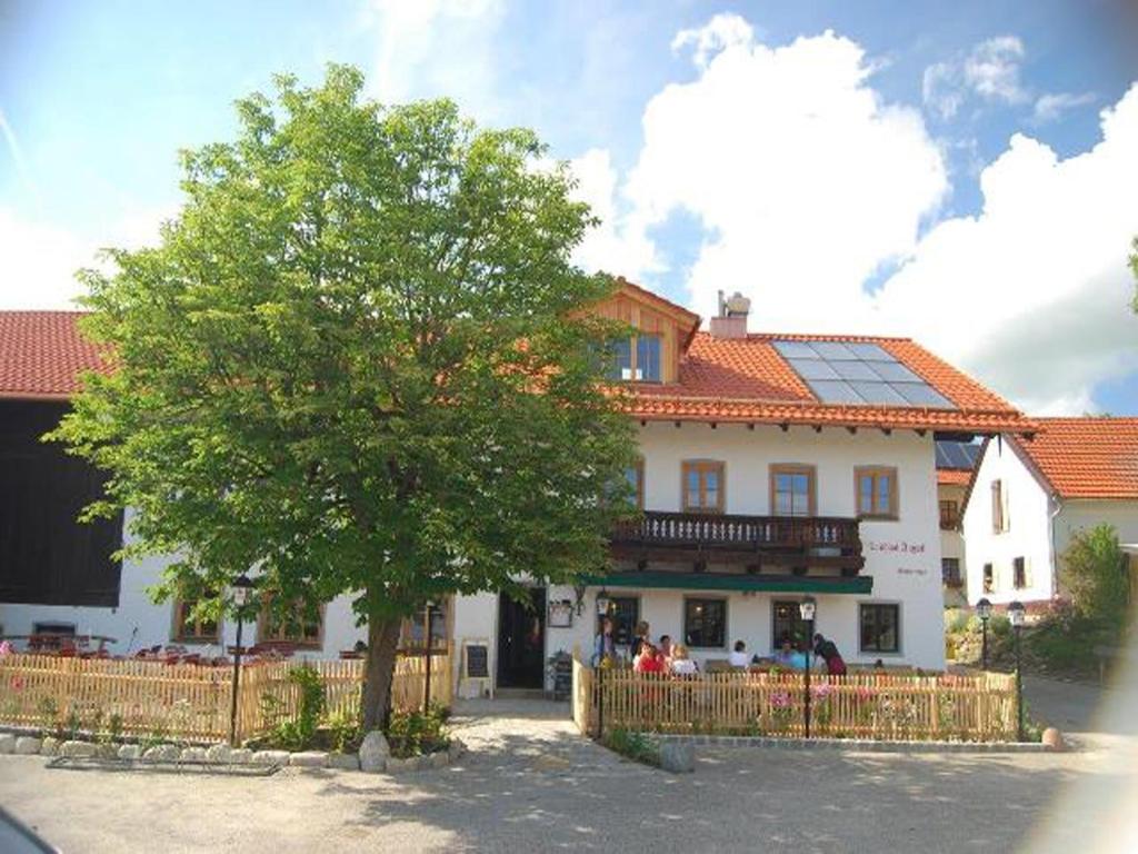 Landhof Angstl - Gästezimmer und Tagungsraum photo 1