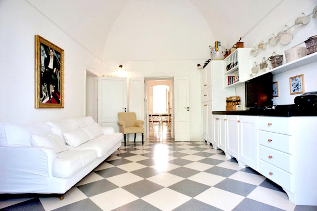 4 bedrooms appartement with shared pool furnished balcony and wifi at Selva di Fasano 9 km away from the beach photo 4