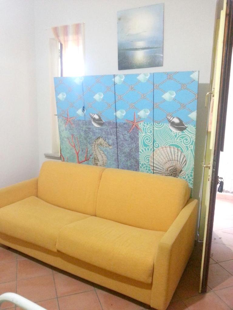 Studio with enclosed garden and wifi at Petrosa 5 km away from the beach photo 3