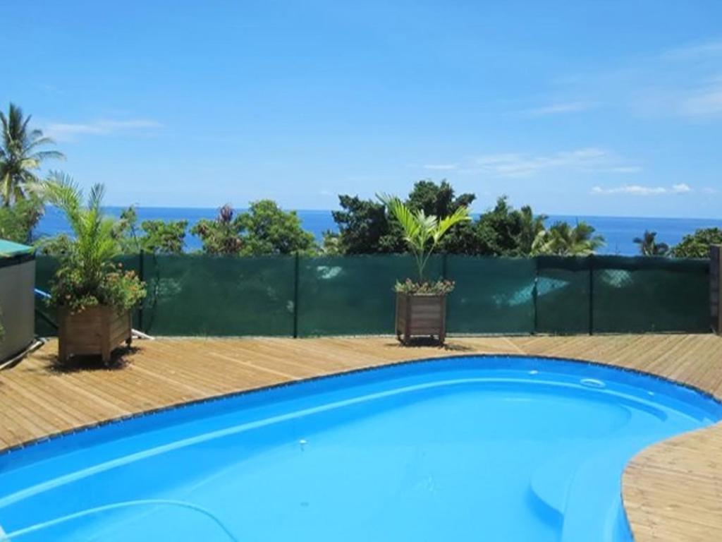 Studio a Saint Leu a 500 m de la plage avec piscine partagee jardin clos et wifi photo 1