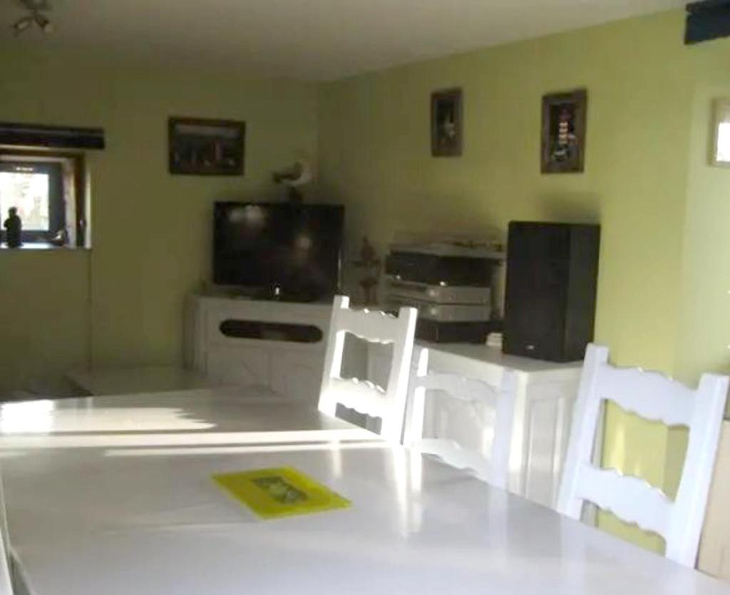 Appartement d'une chambre avec jardin clos et wifi a Hirel photo 2