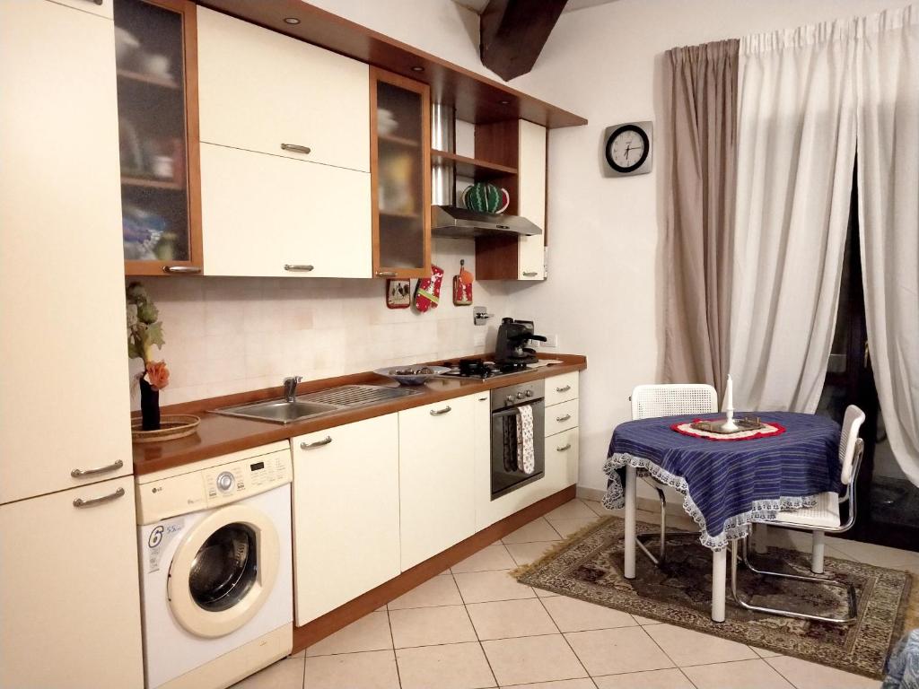 One bedroom apartement with furnished balcony at Borgo San Lorenzo photo 4