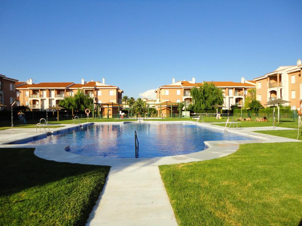 2 bedrooms appartement at Rota 300 m away from the beach with sea view shared pool and enclosed garden photo 2