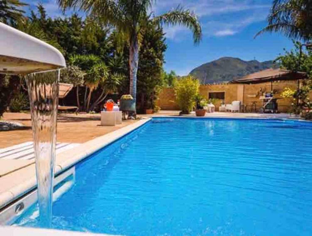4 bedrooms villa with private pool jacuzzi and enclosed garden at Partinico 9 km away from the beach photo 1