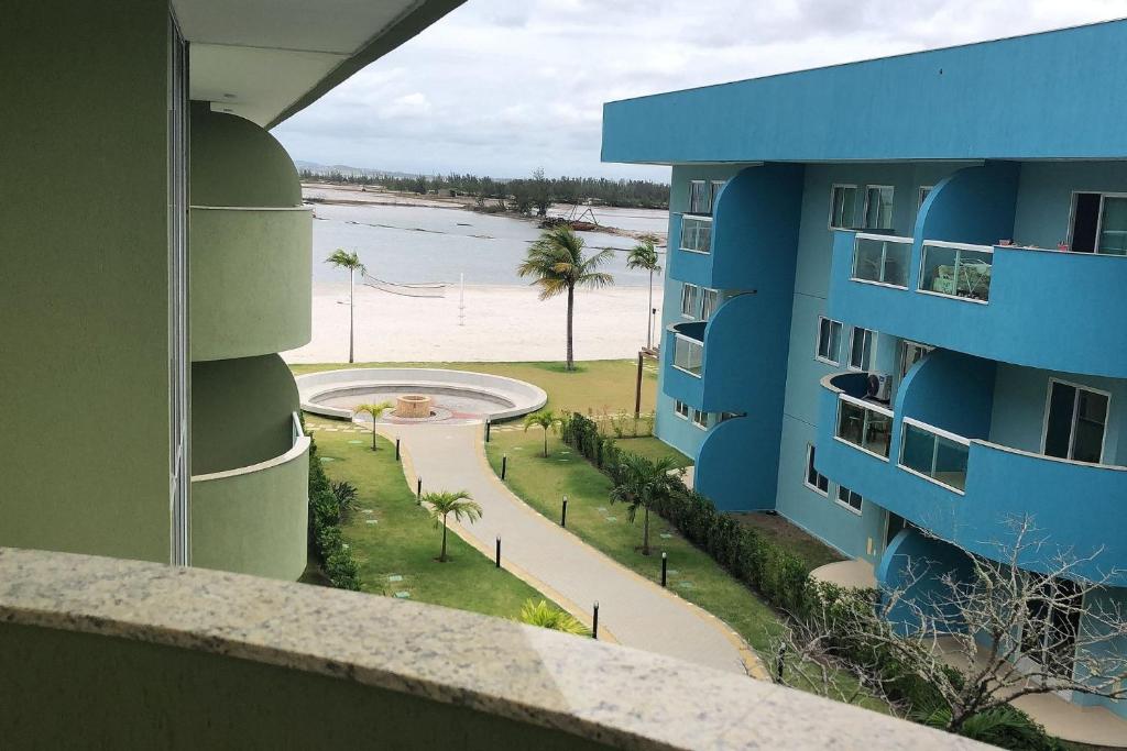 Resort em Arraial do Cabo, Momentos inesquecíveis em um apartamento de luxo com 2 quartos, 2 BANHEIROS e 2 vagas de carro entre a praia e a lagoa photo 2