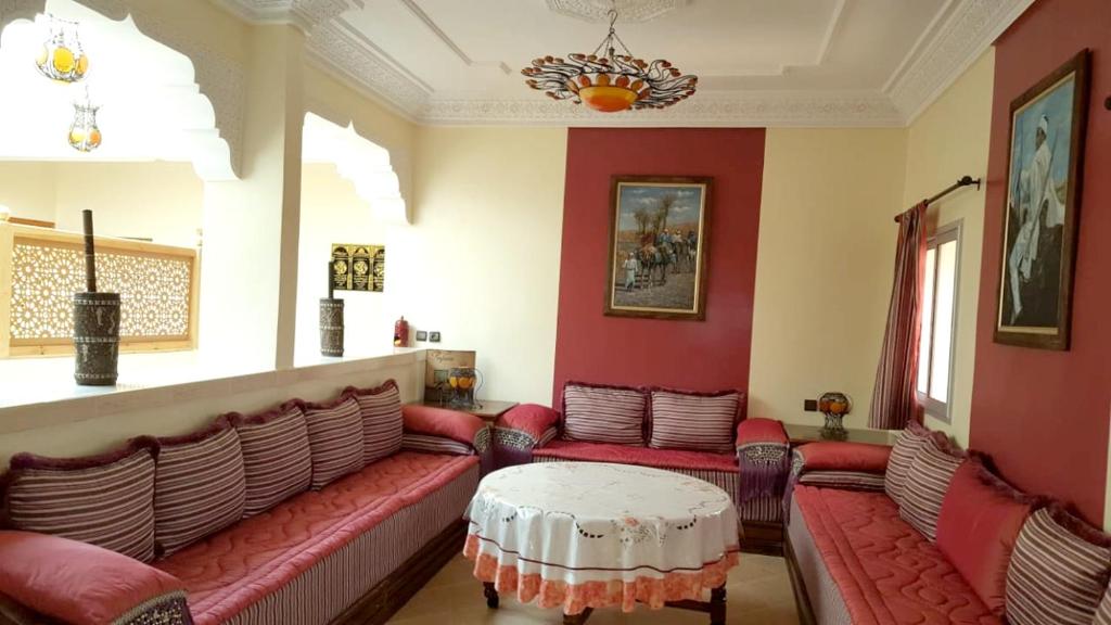 4 bedrooms villa with private pool and enclosed garden at Tou Ganaou photo 2