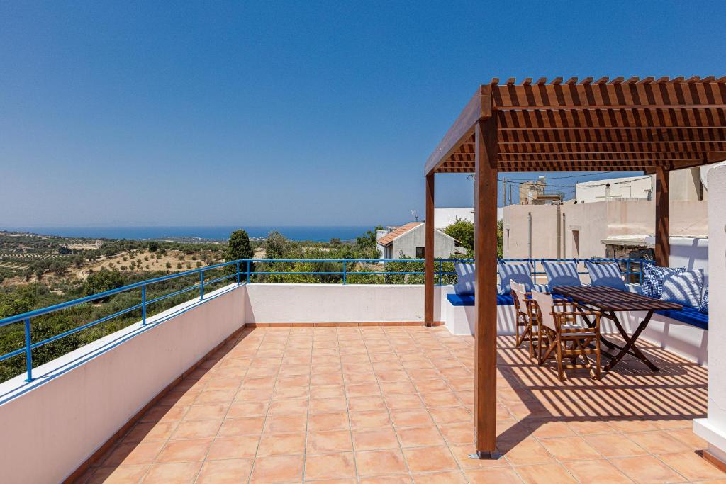 Anna's Villa in Mesi Village photo 1