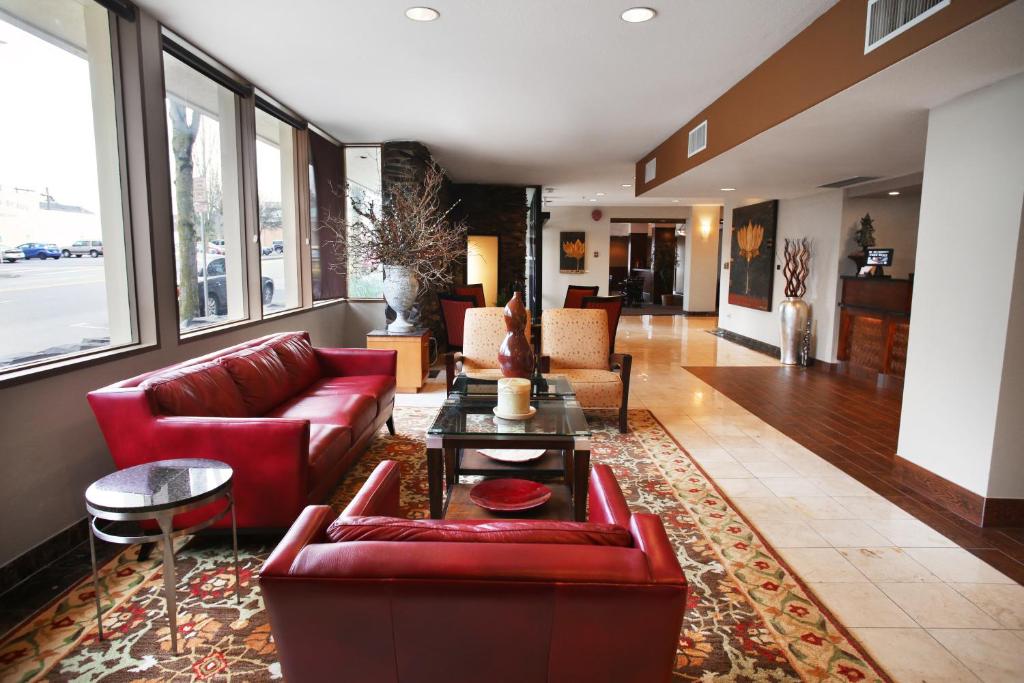 Red Lion Inn & Suites Olympia, Governor Hotel photo 1