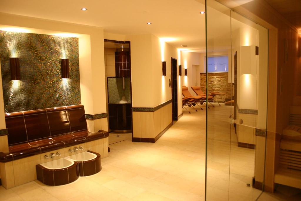 Eden-Hotel photo 1