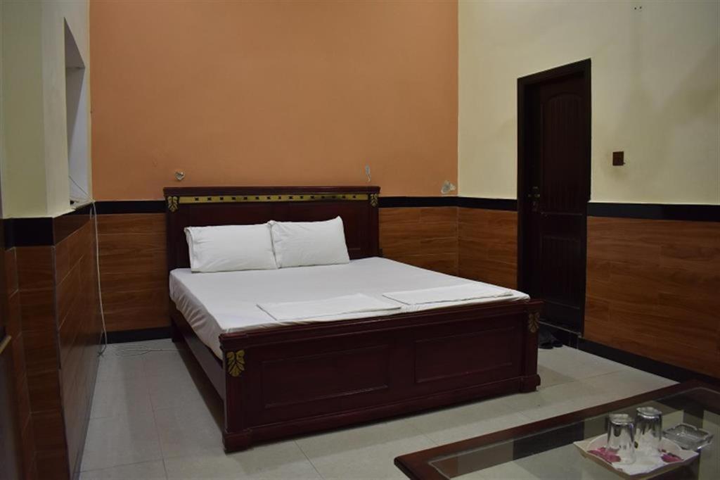 De-Metro Guest House photo 2