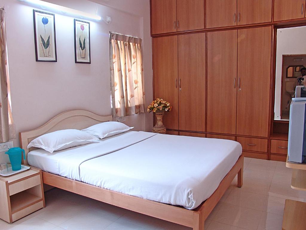 Двухместный (Двухместный номер Делюкс с 1 кроватью), Lake Habitat Serviced Apartments