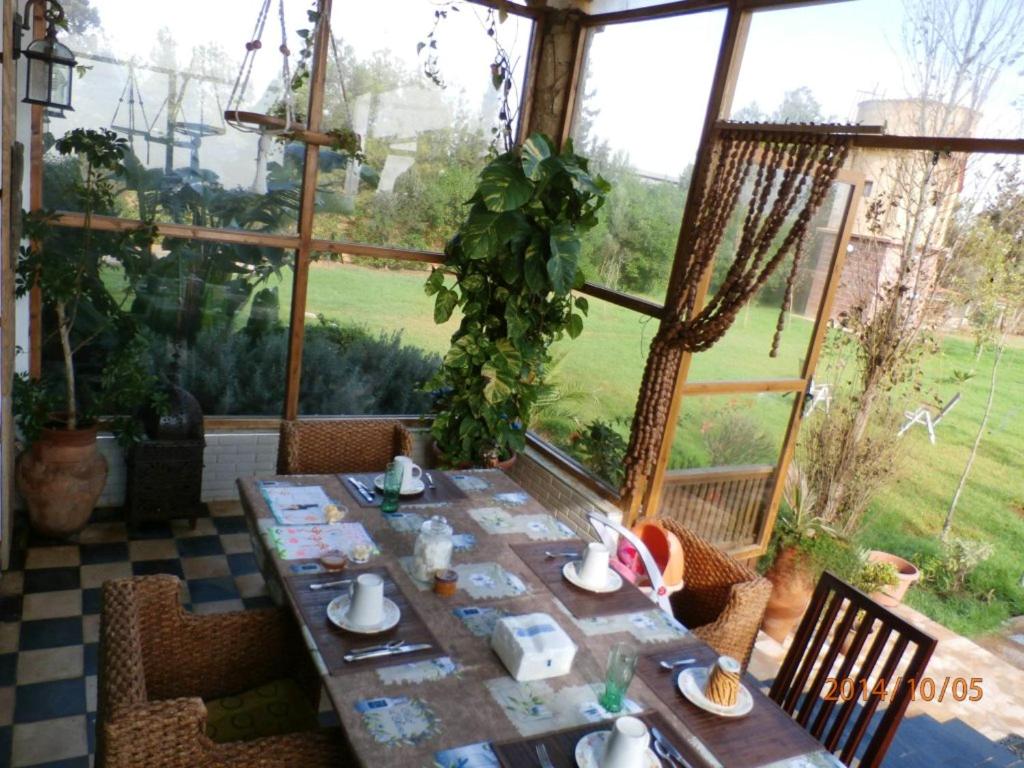 3 bedrooms villa with private pool and garden at Laghnimyene photo 4