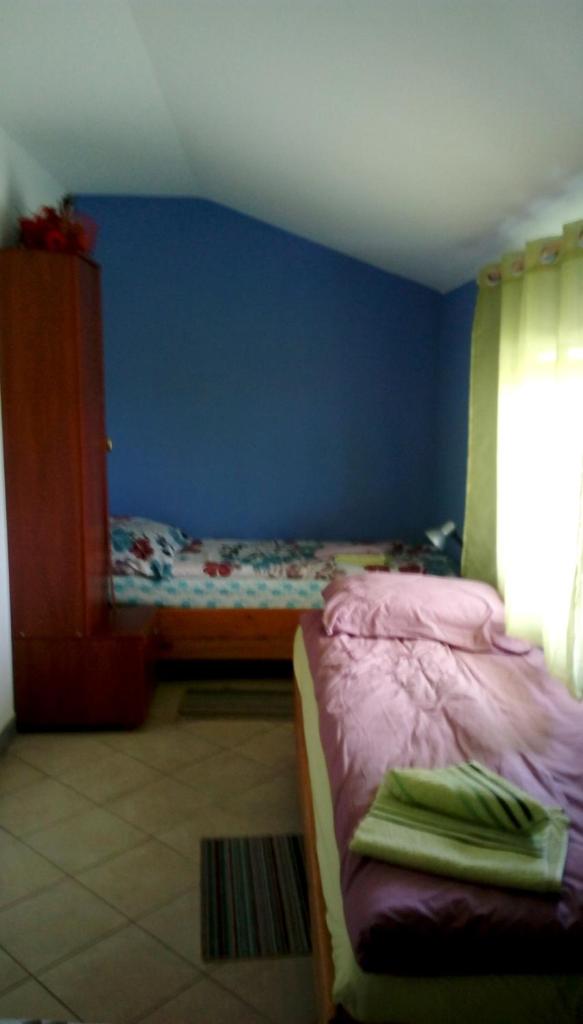 One bedroom appartement with furnished garden and wifi at Belisce photo 4