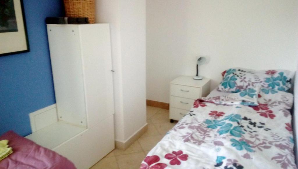One bedroom appartement with furnished garden and wifi at Belisce photo 3