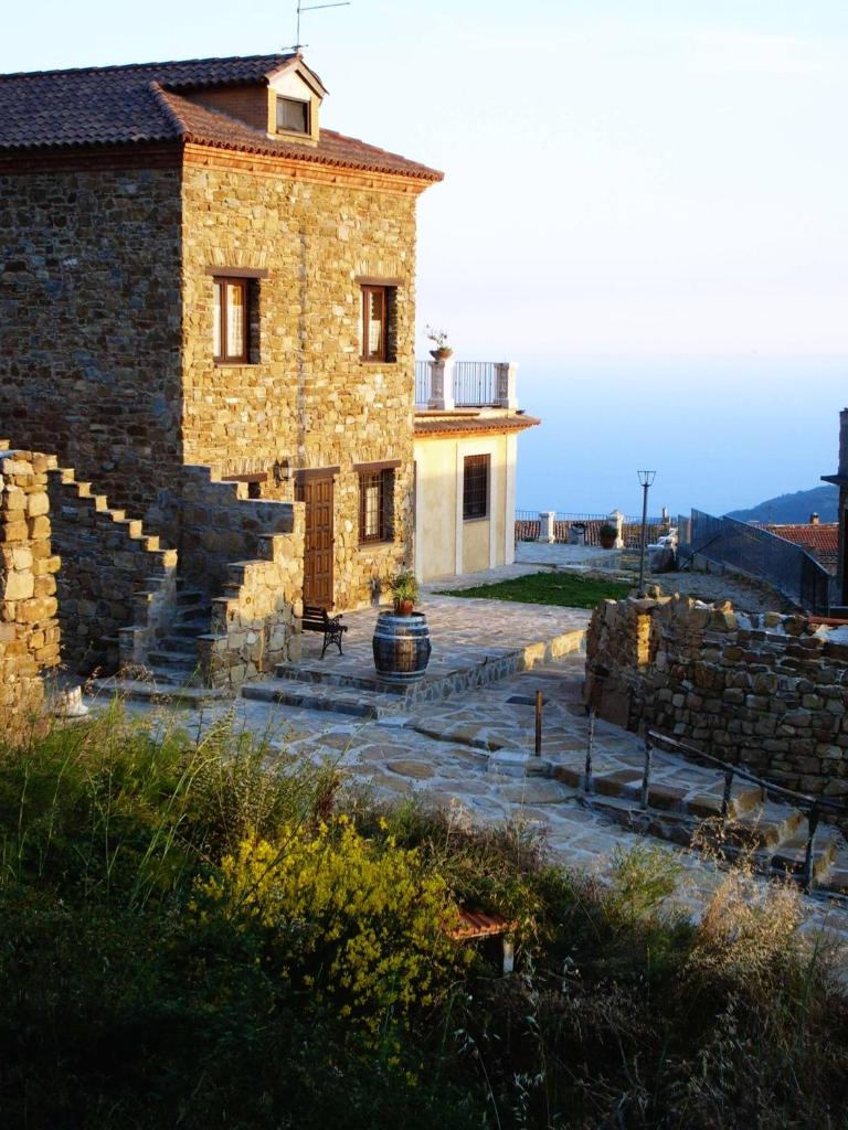 One bedroom appartement with sea view enclosed garden and wifi at San Mauro Cilento 7 km away from the beach photo 3