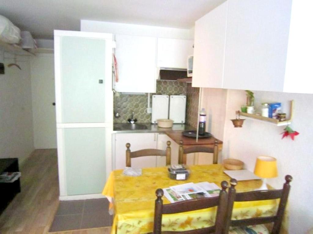 One bedroom appartement at Grimentz 100 m away from the slopes with terrace and wifi photo 2
