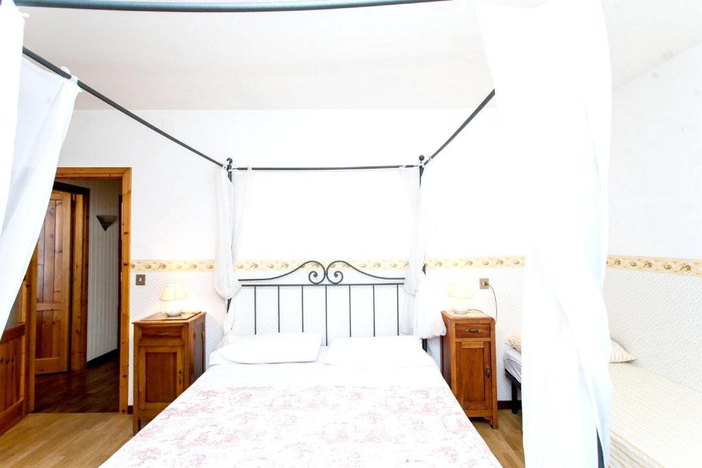 2 bedrooms appartement with shared pool and furnished garden at Ramazzano Le Pulci photo 2