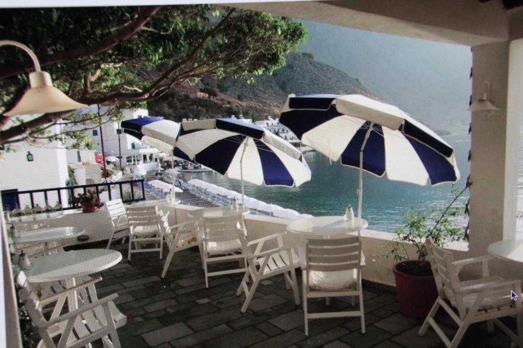 Hotel Porto Loutro on the Beach photo 3