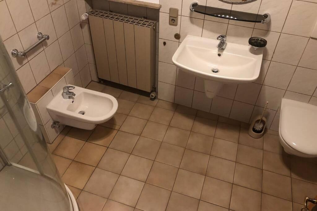 Room 1 photo 1