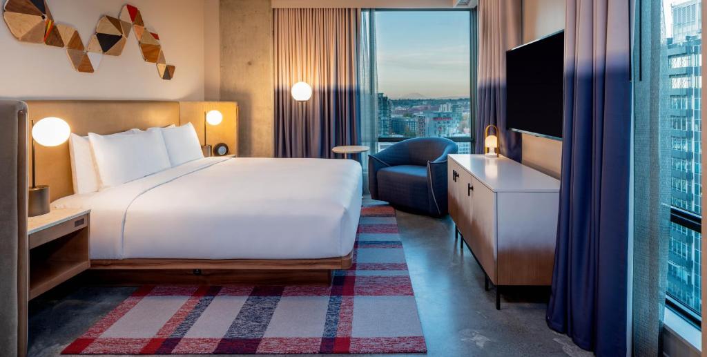 Двухместный (City View Corner | King Bed), Hyatt Centric Downtown Portland