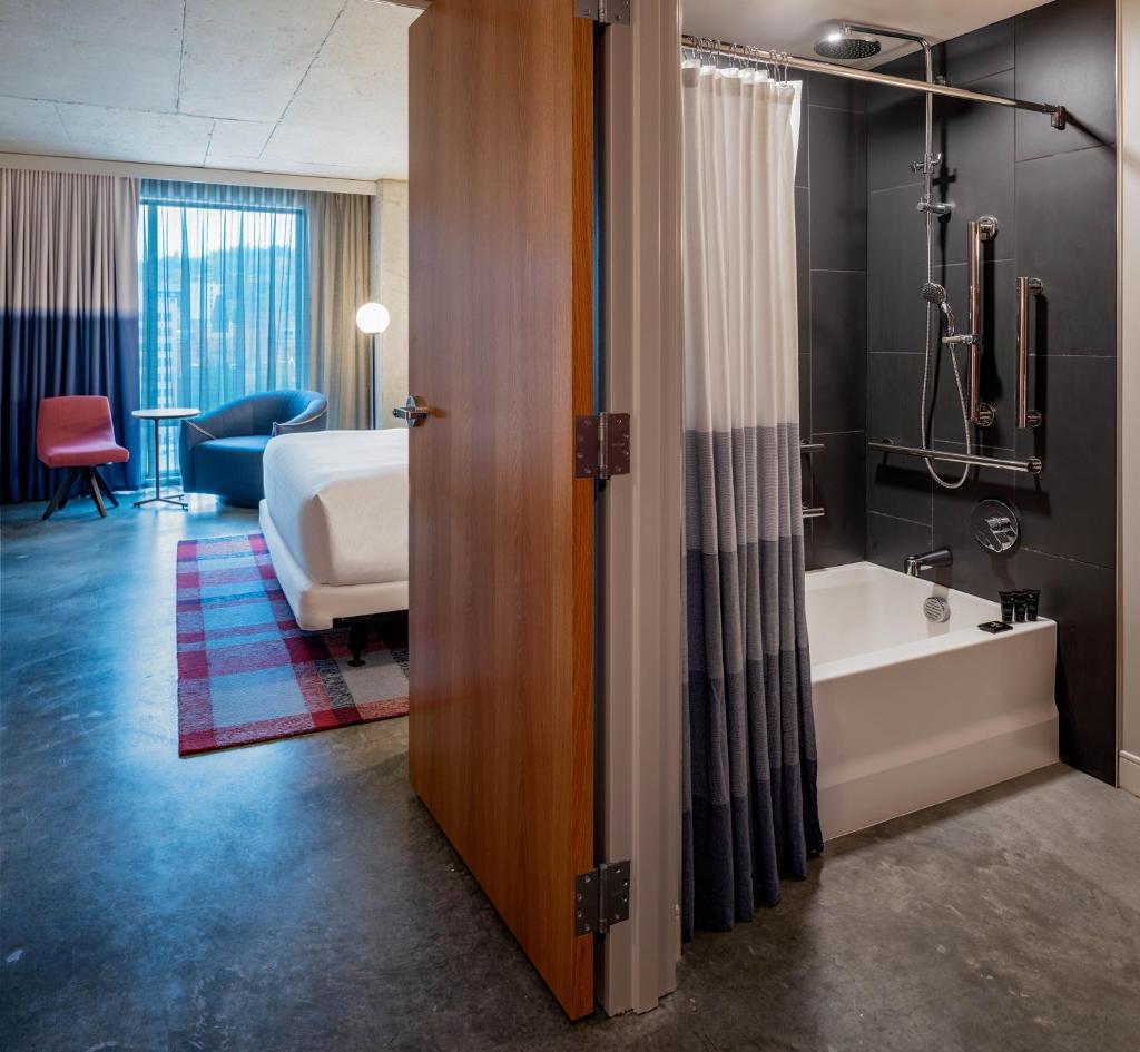 Двухместный (Accessible | King Bed), Hyatt Centric Downtown Portland
