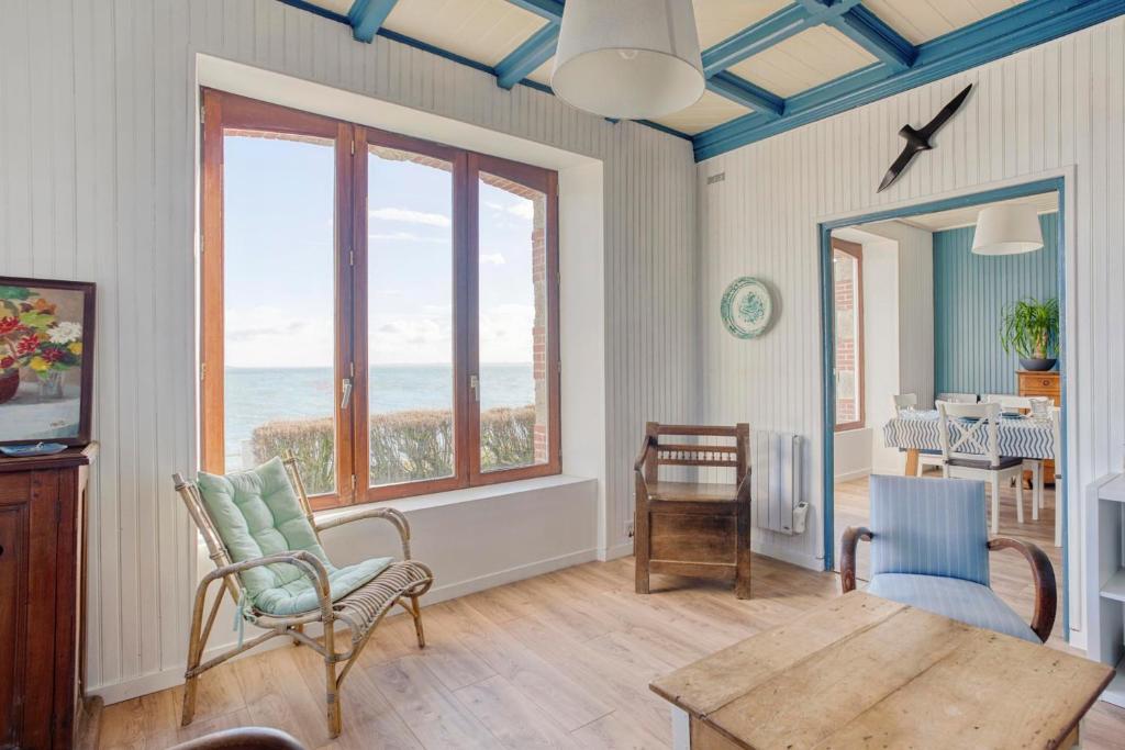 Villa des Roches - vue mer exceptionnelle photo 4