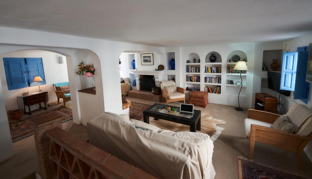 Townhouse in Gaucin an Andalusian White Village photo 4
