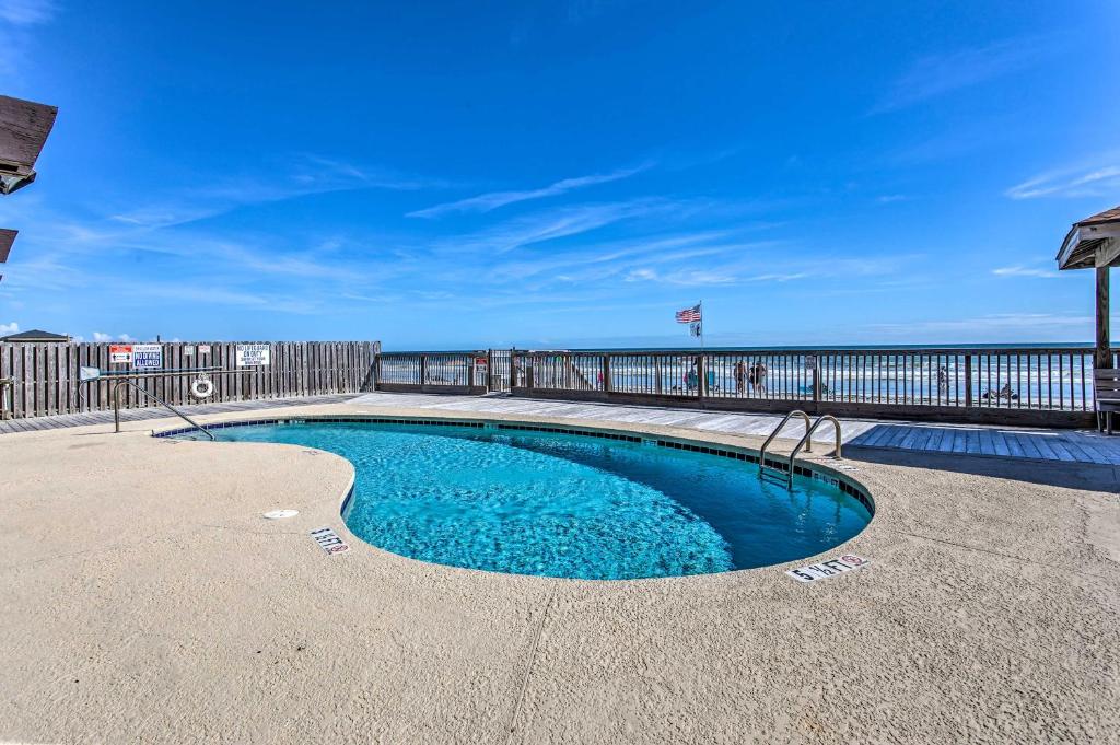 Beach Lovers Haven Oceanfront Condo with Pool! photo 1