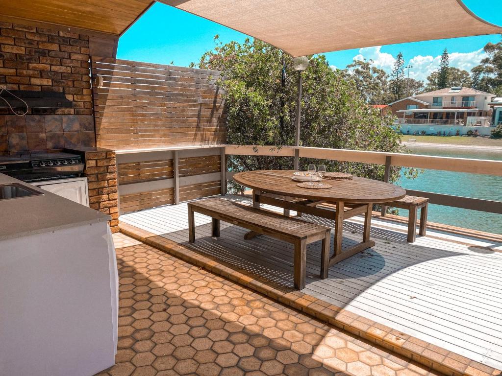 Studio Fran - Port Macquarie canals photo 2