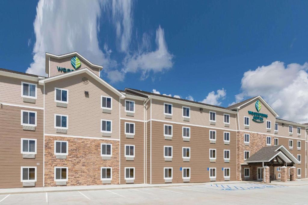 WoodSpring Suites Lafayette photo 1