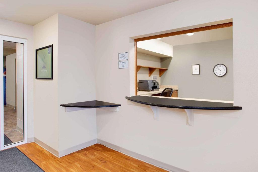 WoodSpring Suites Fredericksburg photo 4
