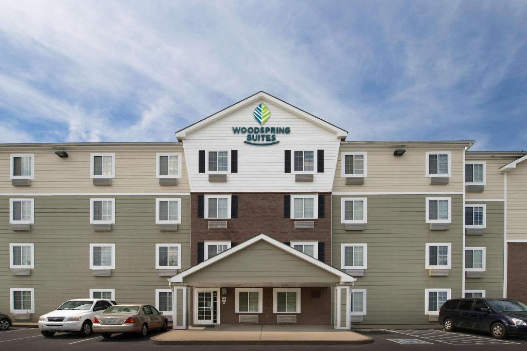 WoodSpring Suites Murfreesboro image