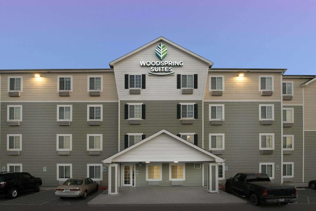 WoodSpring Suites San Antonio Fort Sam image