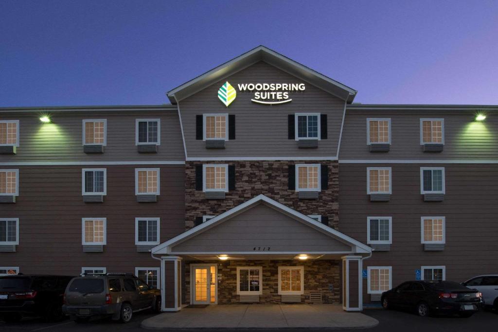 WoodSpring Suites Midland photo 1