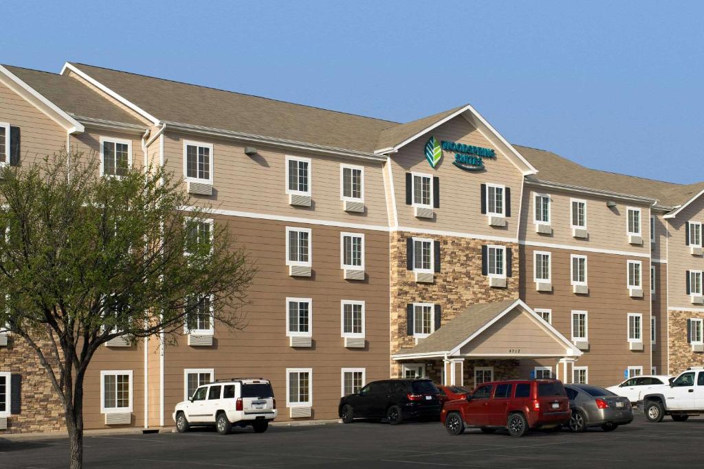 WoodSpring Suites Midland photo 4