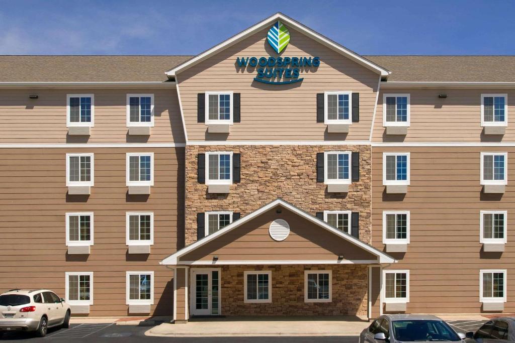 WoodSpring Suites Odessa photo 2