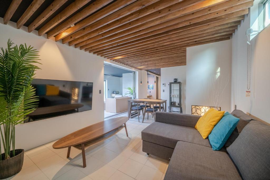 Okinawa Villa KILOHANA photo 4