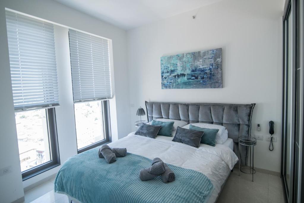 Gorgeous Design 3 BDR Appart - J Tower - Amazing View! photo 2