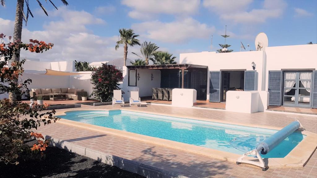 Villa RoMa Lanzarote photo 2