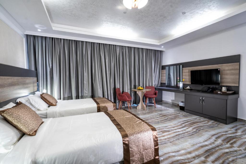 Двухместный (Номер Делюкс), Al Amerat Hotel