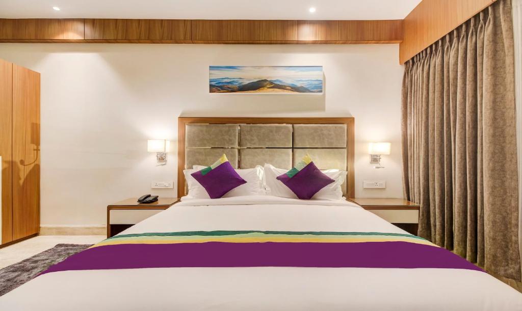 Двухместный ([Sanitized] Standard Double Room), Treebo Tryst Tahoora International