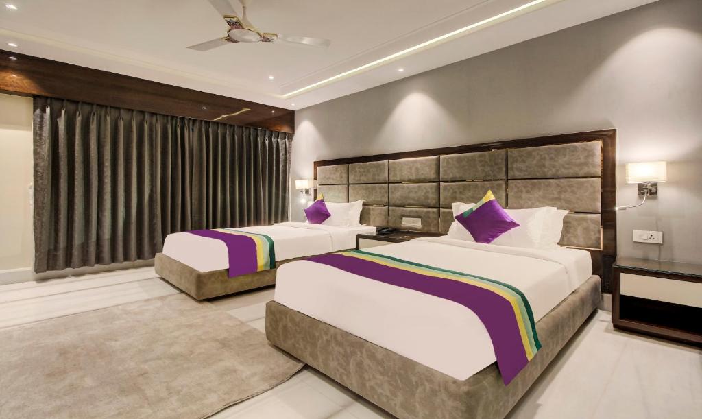 Двухместный ([Sanitized] Deluxe Double Room), Treebo Tryst Tahoora International