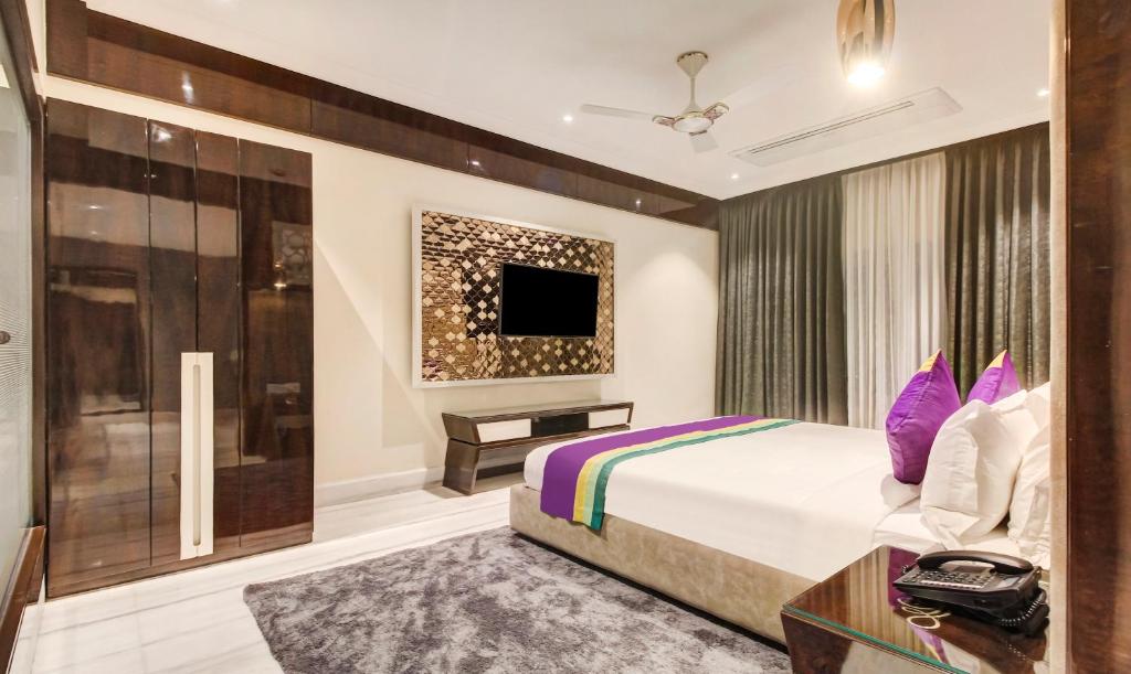 Двухместный ([Sanitized] Superior Double Room), Treebo Tryst Tahoora International
