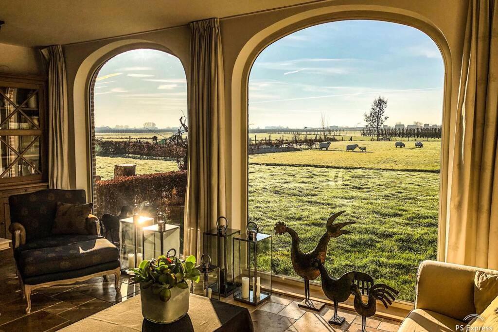 Gastenhuis prachtige Historische Vierkant Hoeve photo 1